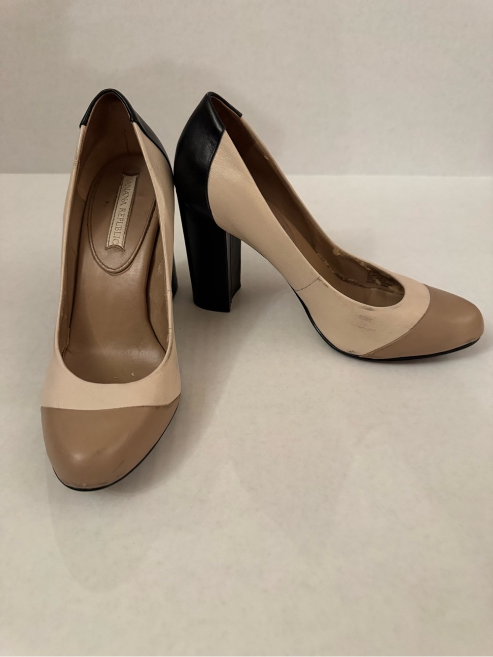 Banana Republic Beige, Taupe & Black Colorblock Block Heel Pumps - Picture 3 of 13